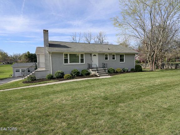 2nd image of 7409 Westridge Dr