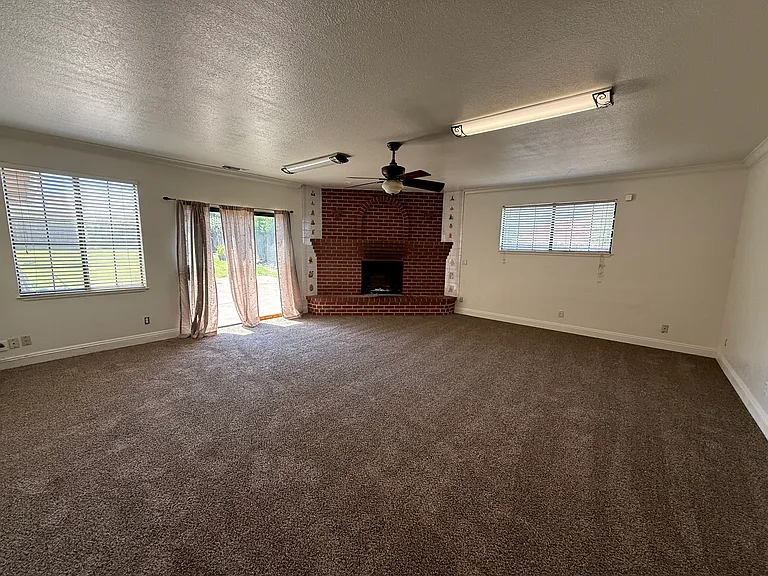 7540 Lemon Hill Ave — Photo 5