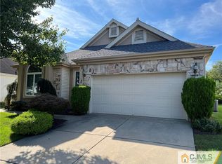 69 Westboro Ln, Monroe Township, NJ 08831