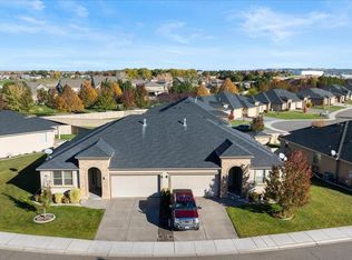 2818 Tuscanna Dr, Richland, WA 99354