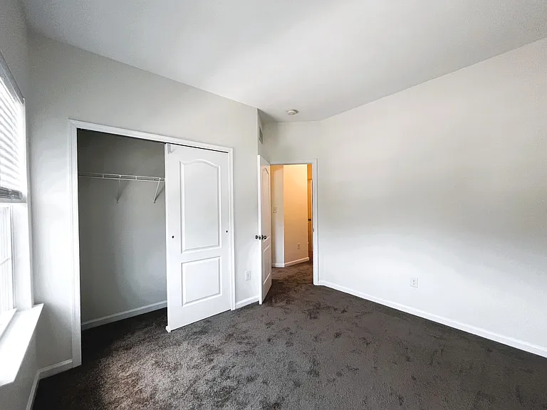 1825 N Pollock Way — Photo 29
