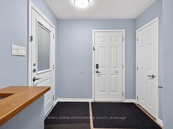 4th image of 823 Nesting Way