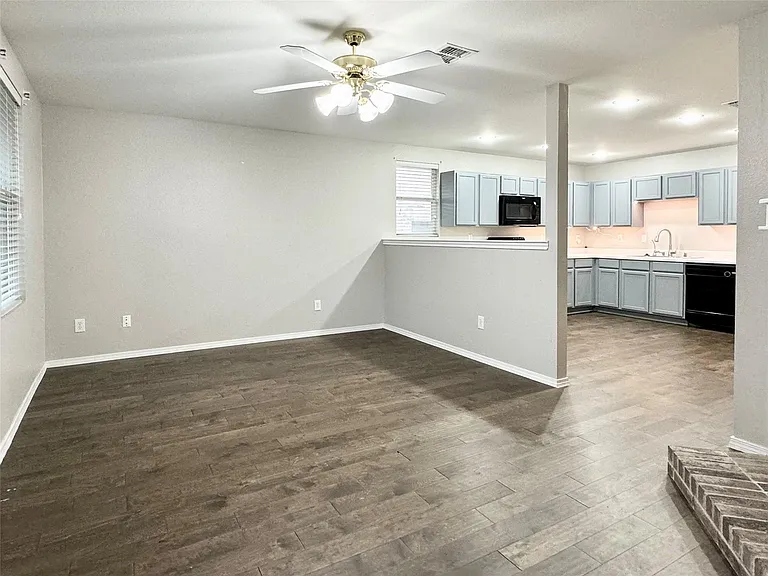 12824 Vassar Dr — Photo 8