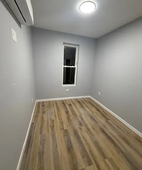 1044 Manor Ave #1 — Photo 12
