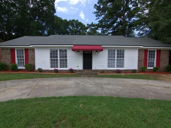 2708 Skylake Dr, Columbus, GA 31907