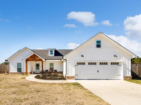 11638 Mars Hill Rd, Bauxite, AR 72011