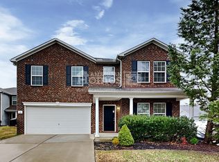 336 Campfire Dr, Murfreesboro, TN 37129
