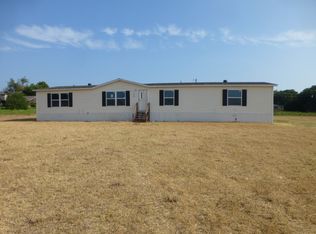 328 W North Woody Rd, Azle, TX 76020