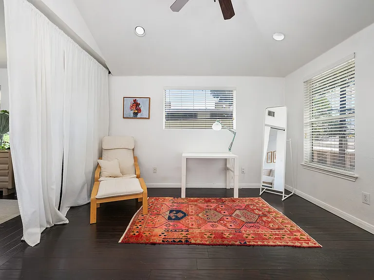 1610 Willow St #B — Photo 7