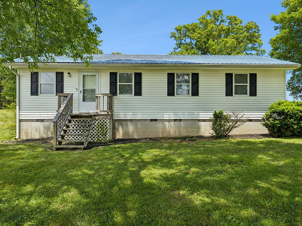 1st image of 576 Tipps Rd