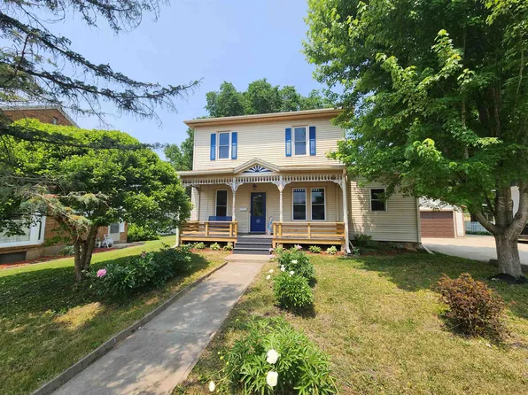 430 E Kinder St, Richland Center, WI 53581