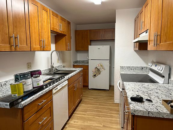 2nd image of 12220 SE 60th St APT 23