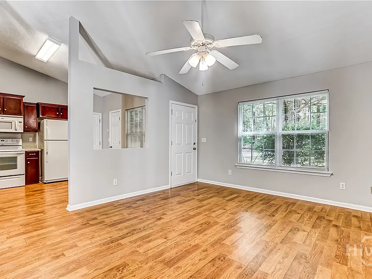 109 Mikell St — Photo 4