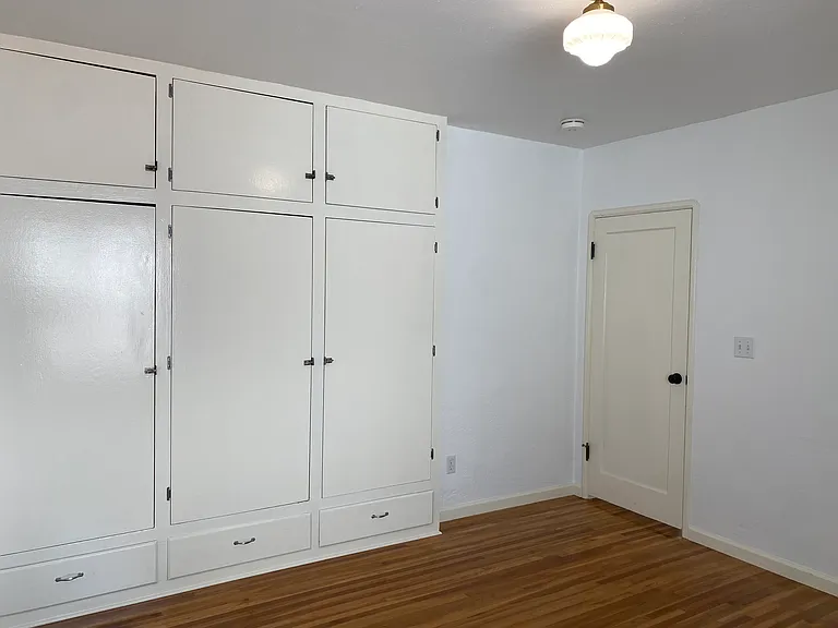 Bedroom2