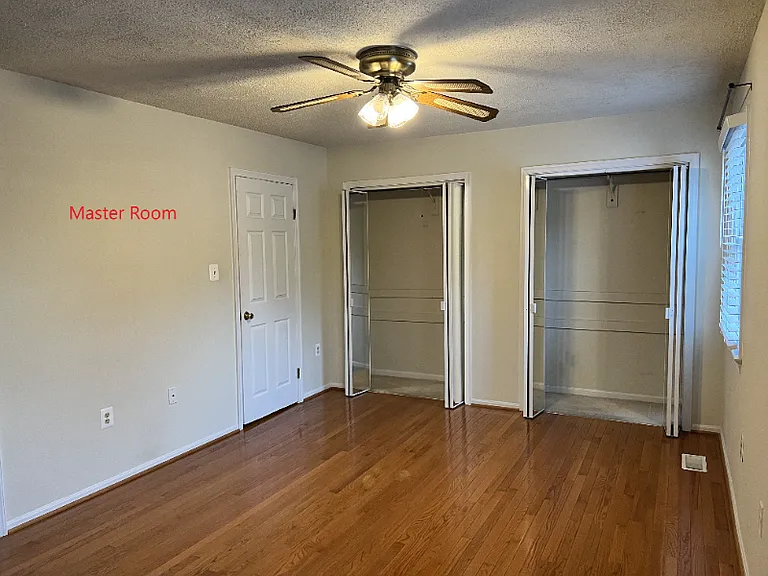 9714 Lakepointe Dr — Photo 16