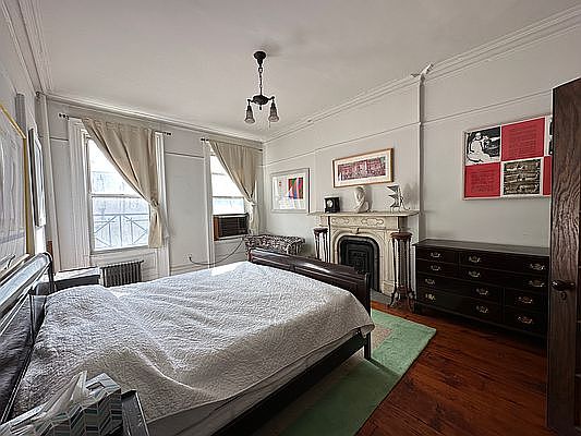 3rd image of 361 3rd Ave APT 4