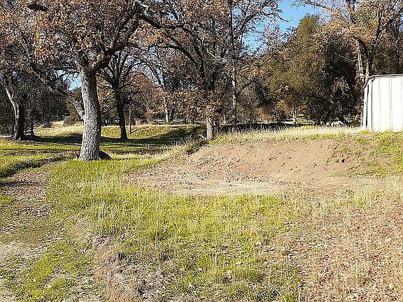 3rd image of 41875 Highway 49