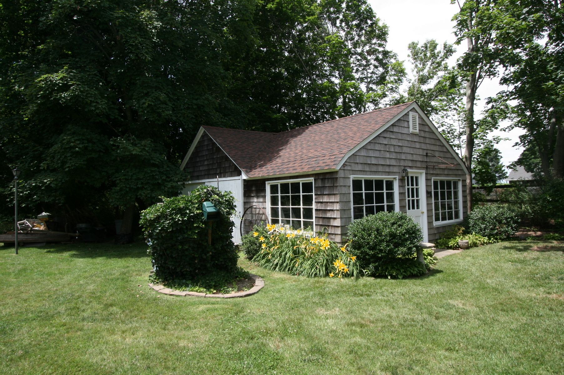 293 Herricks Ln, Jamesport, NY 11947 Out East