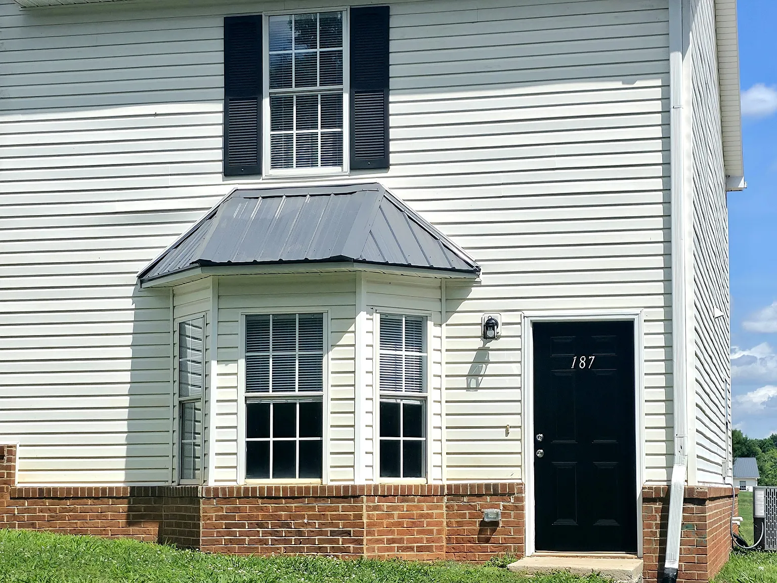 209 Westchester Circle - 1 — Photo 1