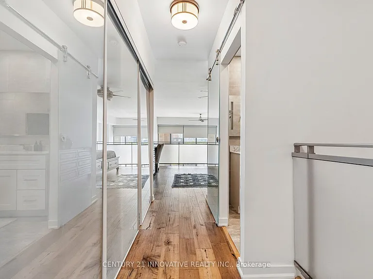 160 Baldwin St #420 — Photo 28