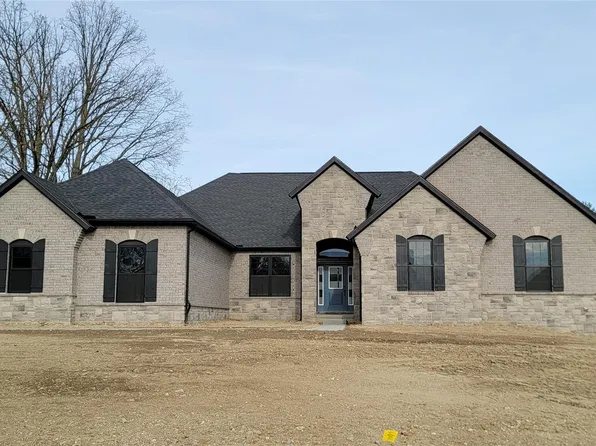 56232 Hickory Creek Ln, New Hudson, MI 48165