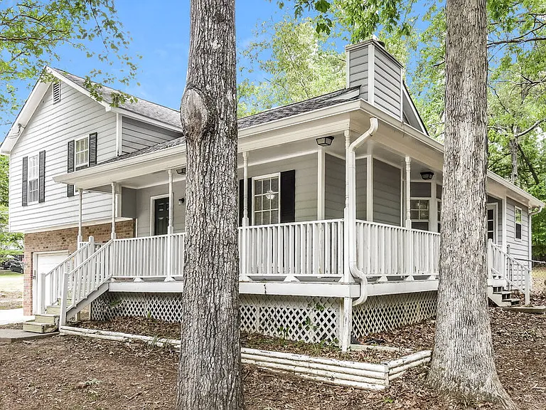 2985 Valley View Cir — Photo 5