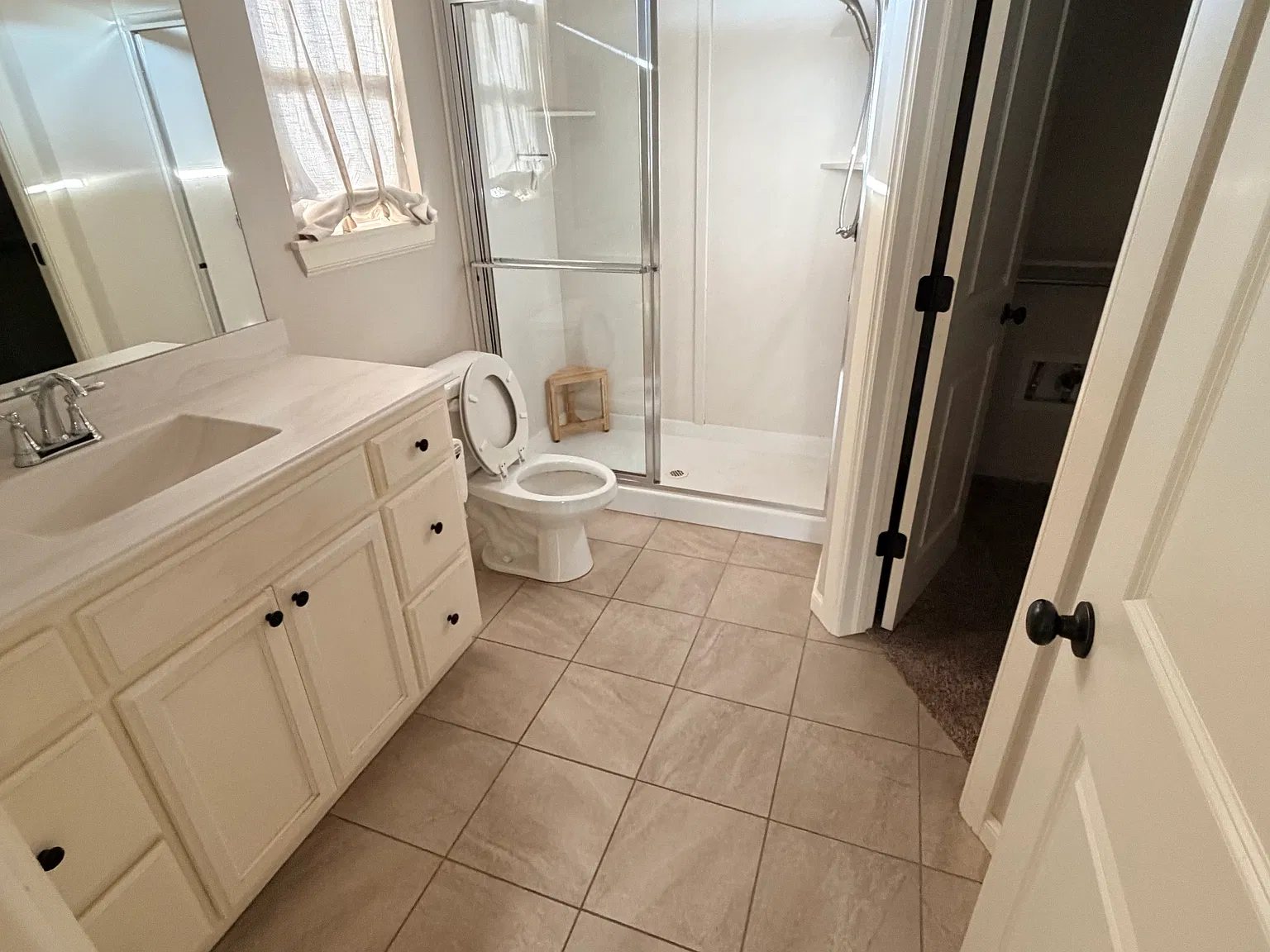 4 bed, 1485 sqft, $2,300 — Photo 4