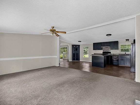 5th image of 106 Keyes Ln