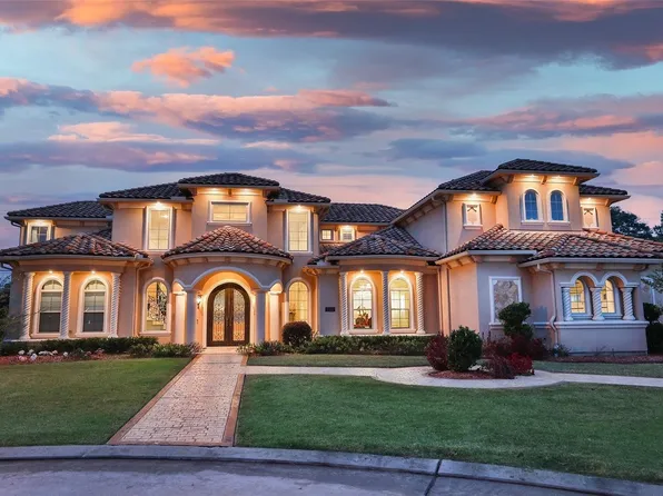 17122 Ashley Woods Ct, Spring, TX 77379