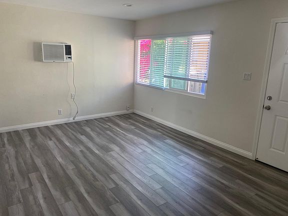 4th image of 409 N Olive Ave Unit B