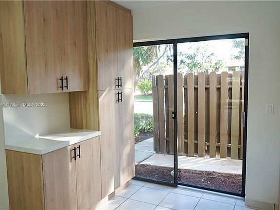 5th image of 290 SW 97th Ave #290