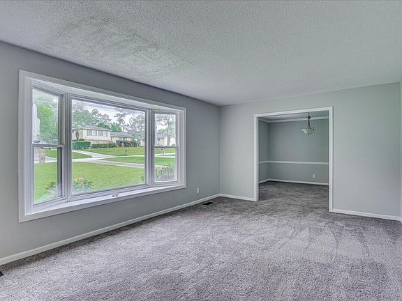 5th image of 1709 Deerwood Drive