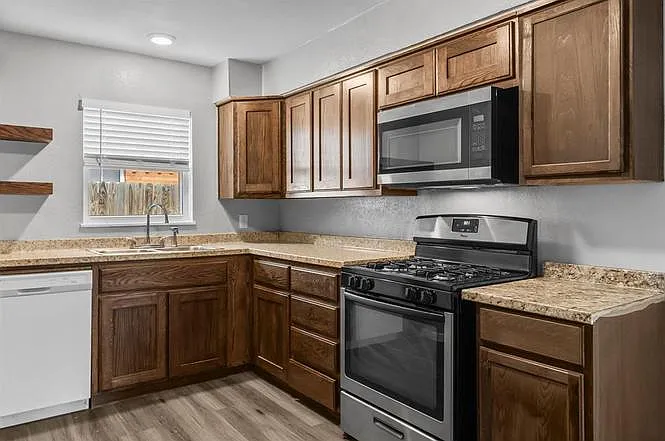 6505 Flamingo Rd — Photo 23