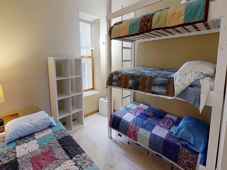 539 Pacific Ave SW #STUDENT — Photo 29