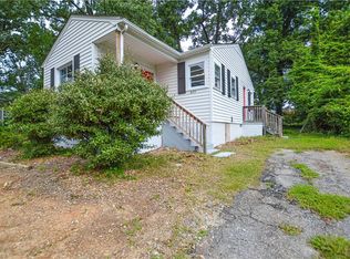 823 Willow Pl, High Point, NC 27260