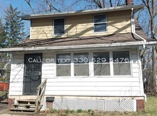 481 Wildwood Ave, Akron, OH 44320