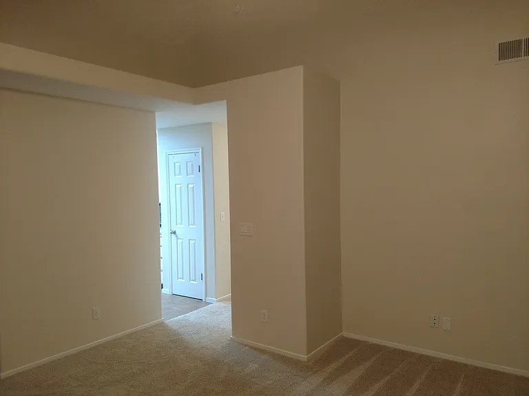 1584 Fallbrook Ave — Photo 13
