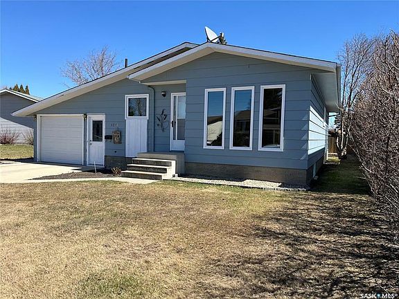 2nd image of 1206 Centennial Pl