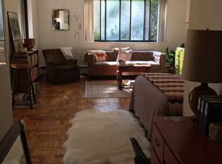 2325 42nd St NW APT 102, Washington, DC 20007