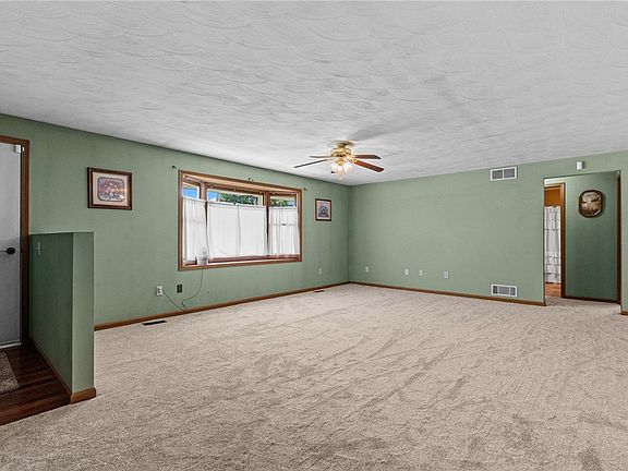 5th image of 203 N Bickett Rd