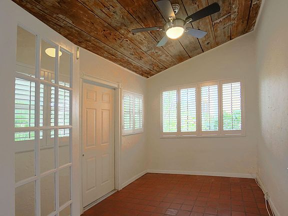 3rd image of 818 Kanuga Dr