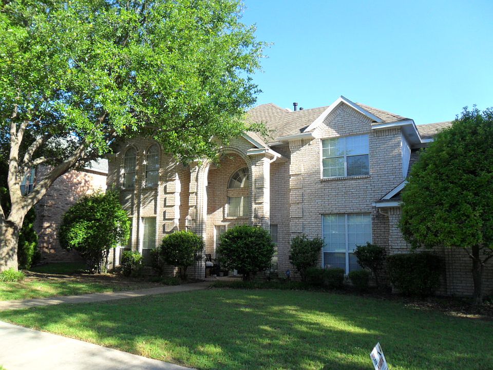 1st image of 664 Oakdale Dr