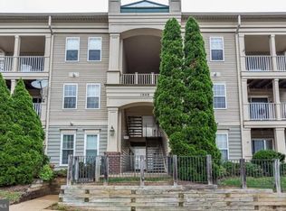 1049 Gardenview Loop APT 102, Woodbridge, VA 22191