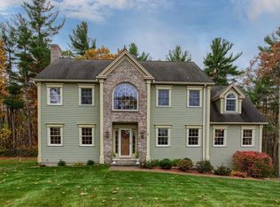 2 Windermere Dr, Lunenburg, MA 01462