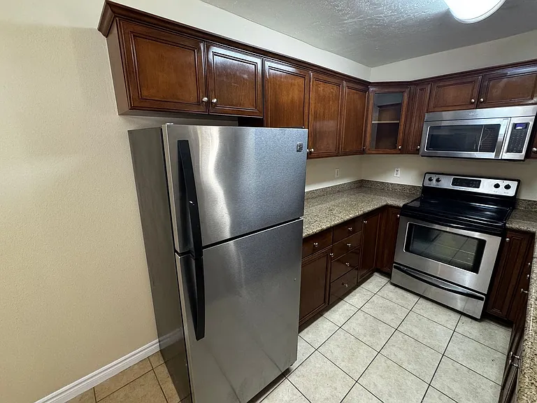 792 Avocado Ave #10 — Photo 9