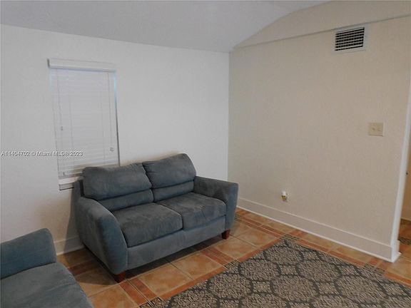 5th image of 2754 NW 26th St #C