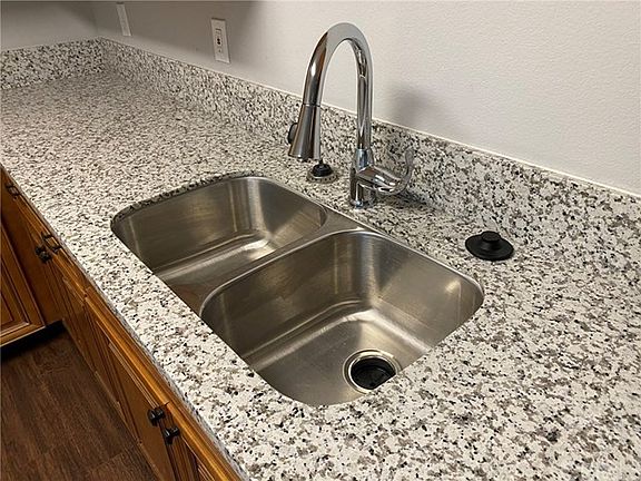 5th image of 25625 Sun Ave