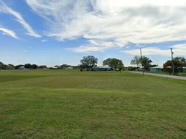 684 Avenue O, Moore Haven, FL 33471