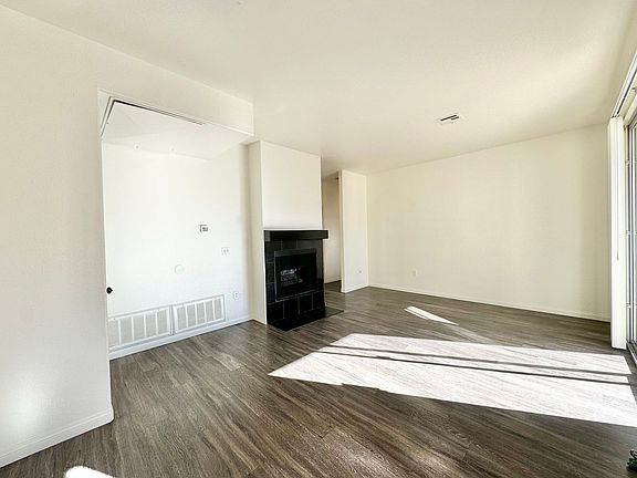 4th image of 8648 New Salem St Unit 19