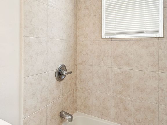 3rd image of 3416 Spring Garden St #14
